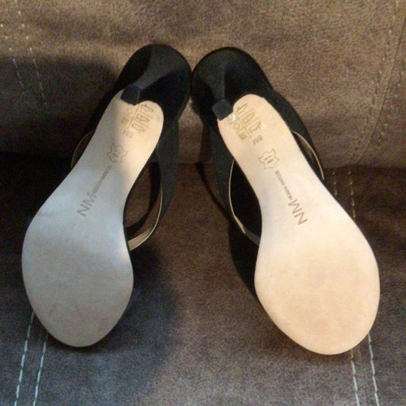 NWOB Women’s Nieman Marcus Crystal Jeweled Slides - Size 8M - Picture 4 of 4